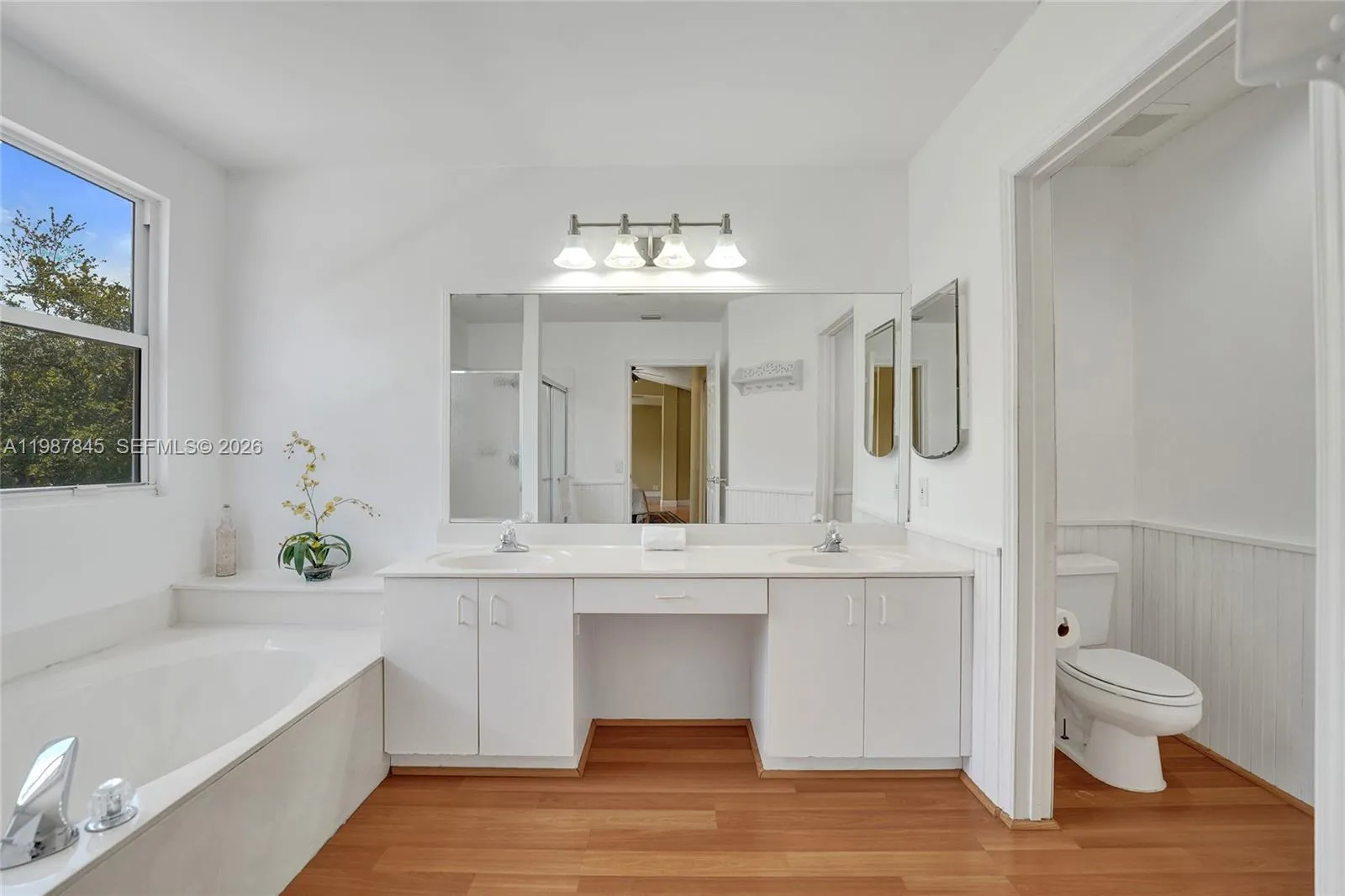 484 Cambridge Dr, Weston, Florida 33326, Weston, Florida 33326, 4 Bedrooms Bedrooms, ,2 BathroomsBathrooms,Residential,For Sale,484 Cambridge Dr, Weston, Florida 33326,A11987845