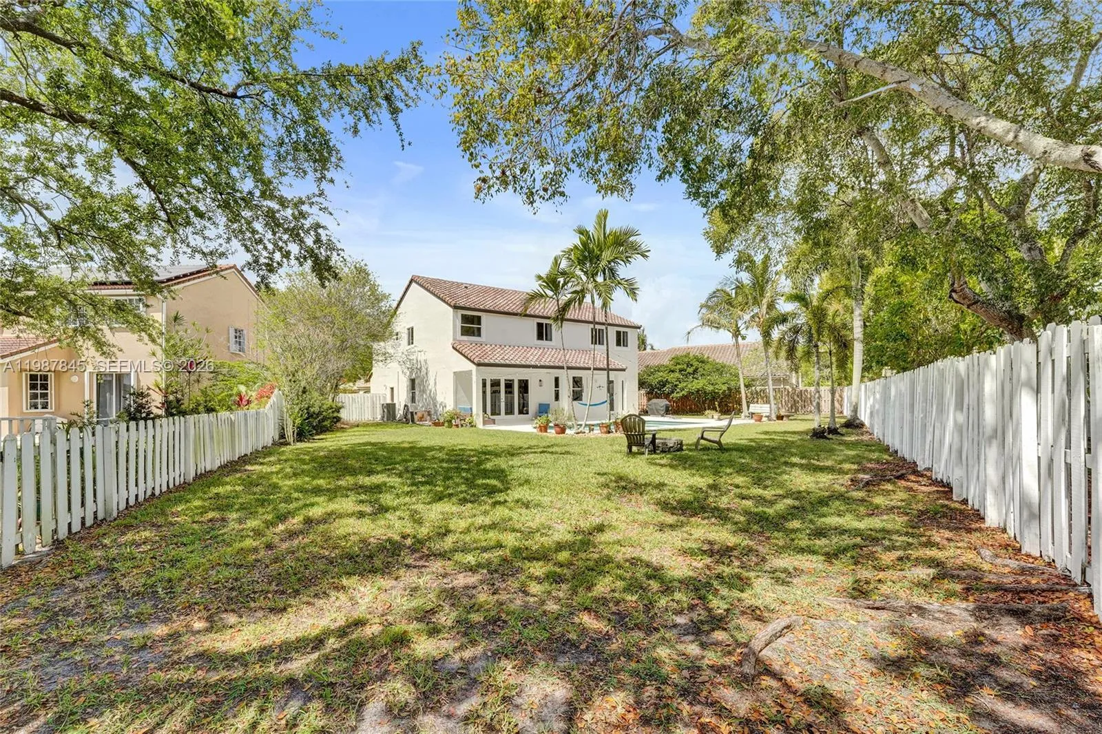 484 Cambridge Dr, Weston, Florida 33326, Weston, Florida 33326, 4 Bedrooms Bedrooms, ,2 BathroomsBathrooms,Residential,For Sale,484 Cambridge Dr, Weston, Florida 33326,A11987845