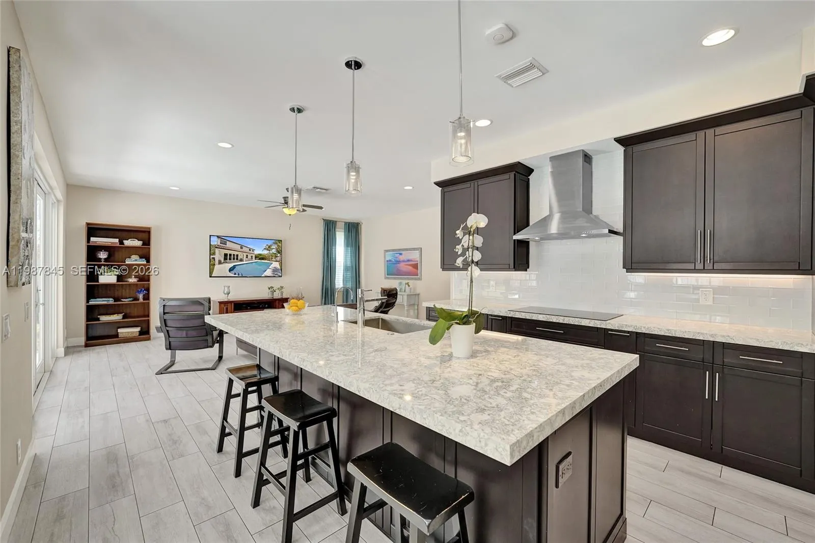 484 Cambridge Dr, Weston, Florida 33326, Weston, Florida 33326, 4 Bedrooms Bedrooms, ,2 BathroomsBathrooms,Residential,For Sale,484 Cambridge Dr, Weston, Florida 33326,A11987845