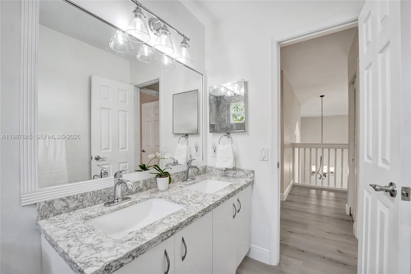 484 Cambridge Dr, Weston, Florida 33326, Weston, Florida 33326, 4 Bedrooms Bedrooms, ,2 BathroomsBathrooms,Residential,For Sale,484 Cambridge Dr, Weston, Florida 33326,A11987845