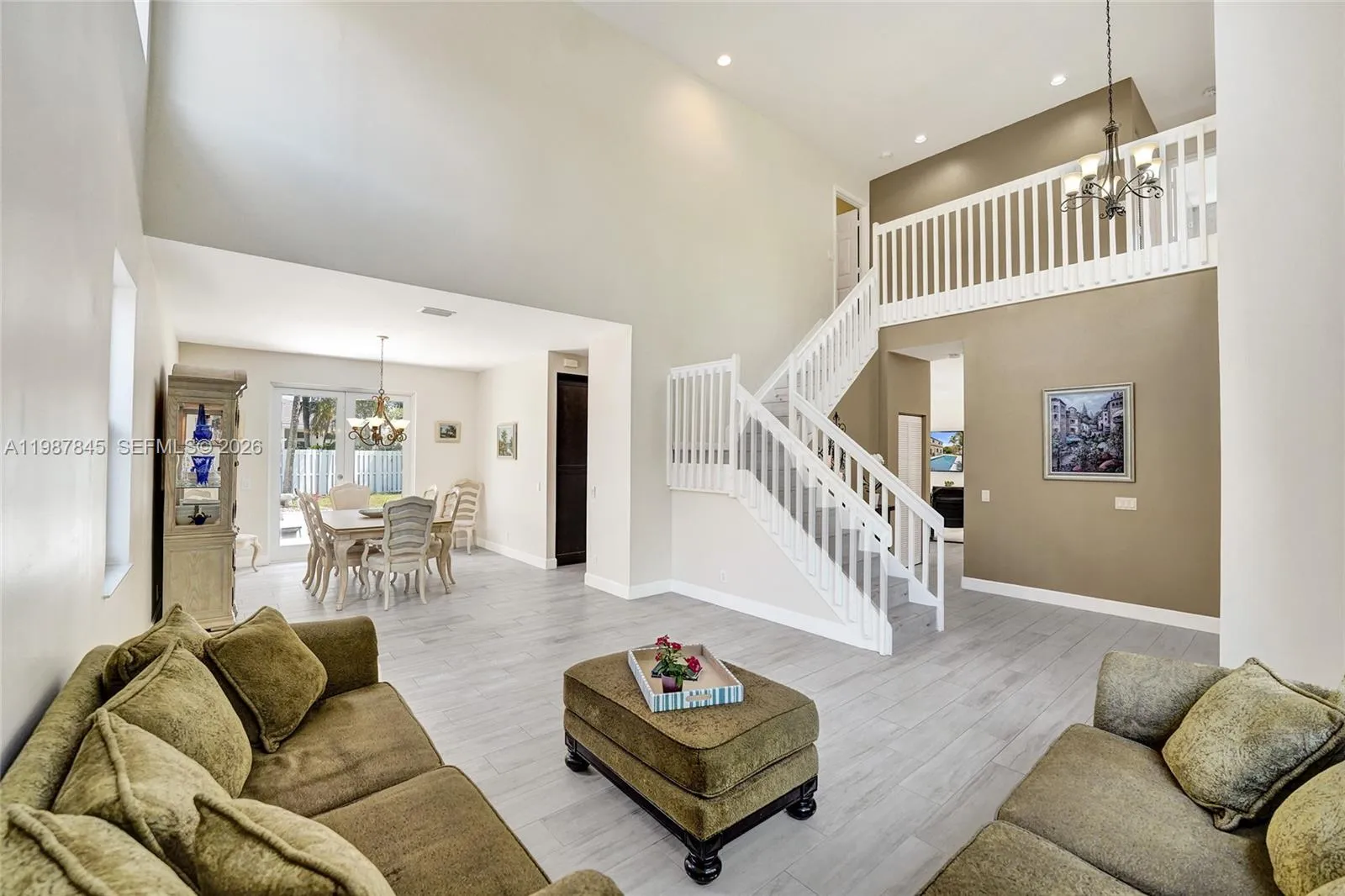 484 Cambridge Dr, Weston, Florida 33326, Weston, Florida 33326, 4 Bedrooms Bedrooms, ,2 BathroomsBathrooms,Residential,For Sale,484 Cambridge Dr, Weston, Florida 33326,A11987845