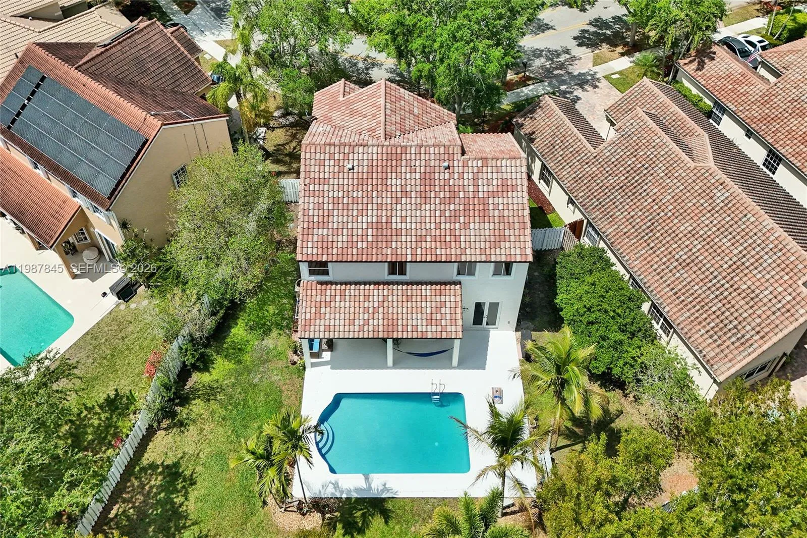 484 Cambridge Dr, Weston, Florida 33326, Weston, Florida 33326, 4 Bedrooms Bedrooms, ,2 BathroomsBathrooms,Residential,For Sale,484 Cambridge Dr, Weston, Florida 33326,A11987845