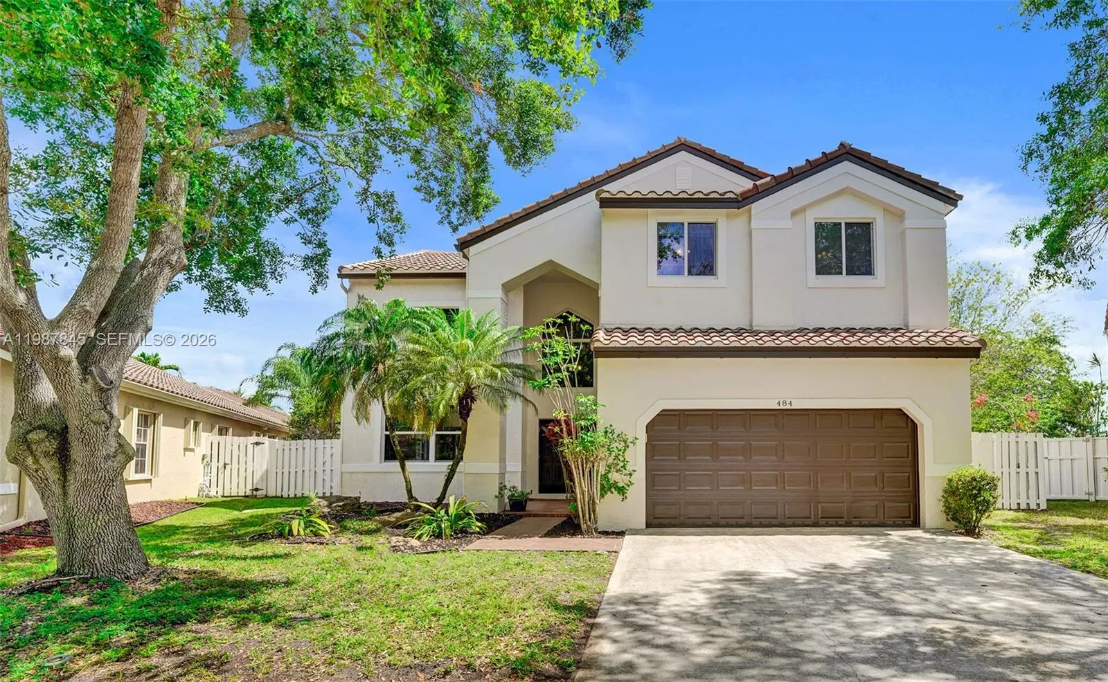484 Cambridge Dr, Weston, Florida 33326, Weston, Florida 33326, 4 Bedrooms Bedrooms, ,2 BathroomsBathrooms,Residential,For Sale,484 Cambridge Dr, Weston, Florida 33326,A11987845