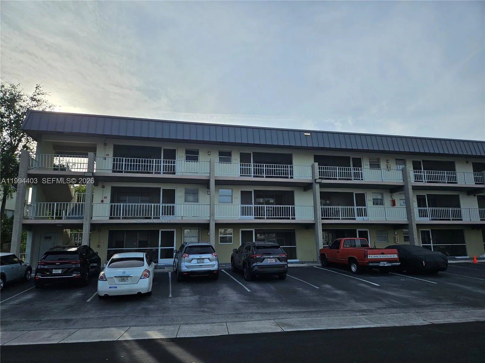 250 Layne Blvd 105, Hallandale Beach, Florida 3300, Hallandale Beach, Florida 33009, 1 Bedroom Bedrooms, ,1 BathroomBathrooms,Residential Lease,For Rent,250 Layne Blvd 105, Hallandale Beach, Florida 3300,A11994403