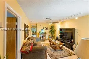 7651 Nw 74th Ave 1, Tamarac, Florida 33321, Tamarac, Florida 33321, 2 Bedrooms Bedrooms, ,2 BathroomsBathrooms,Residential Lease,For Rent,7651 Nw 74th Ave 1, Tamarac, Florida 33321,A11993173
