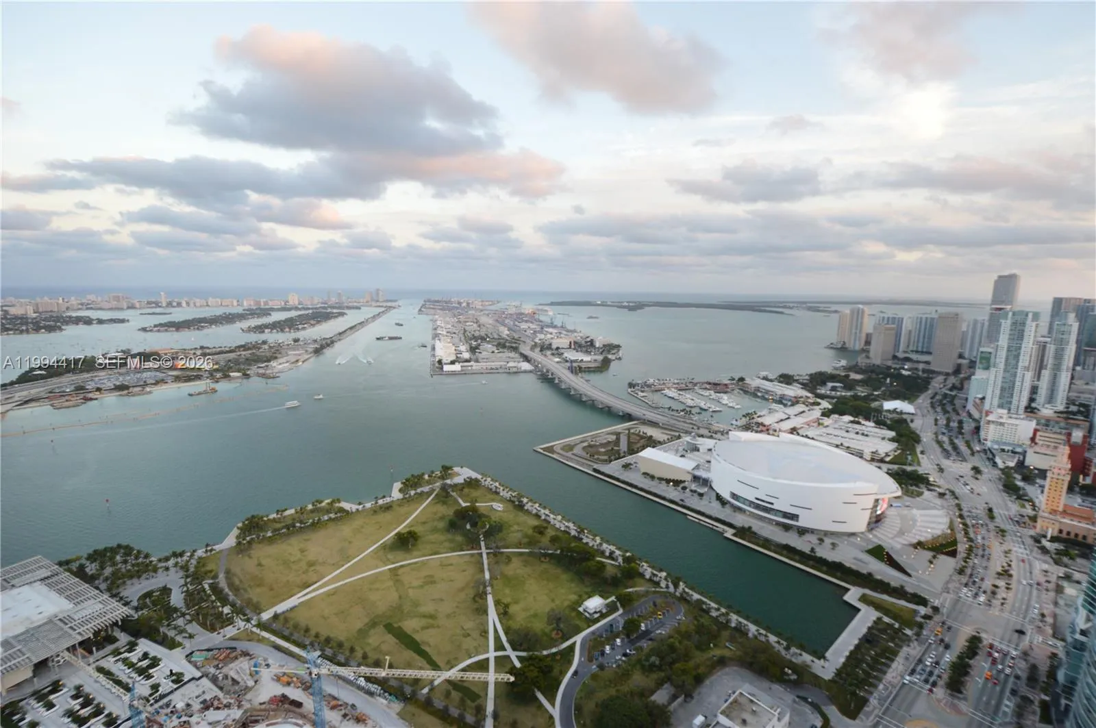 1100 Biscayne Blvd 6104, Miami, Florida 33132, Miami, Florida 33132, 3 Bedrooms Bedrooms, ,2 BathroomsBathrooms,Residential Lease,For Rent,1100 Biscayne Blvd 6104, Miami, Florida 33132,A11994417