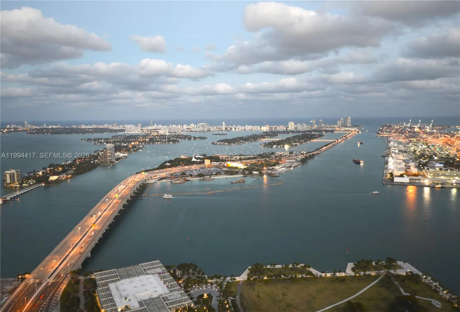 1100 Biscayne Blvd 6104, Miami, Florida 33132, Miami, Florida 33132, 3 Bedrooms Bedrooms, ,2 BathroomsBathrooms,Residential Lease,For Rent,1100 Biscayne Blvd 6104, Miami, Florida 33132,A11994417