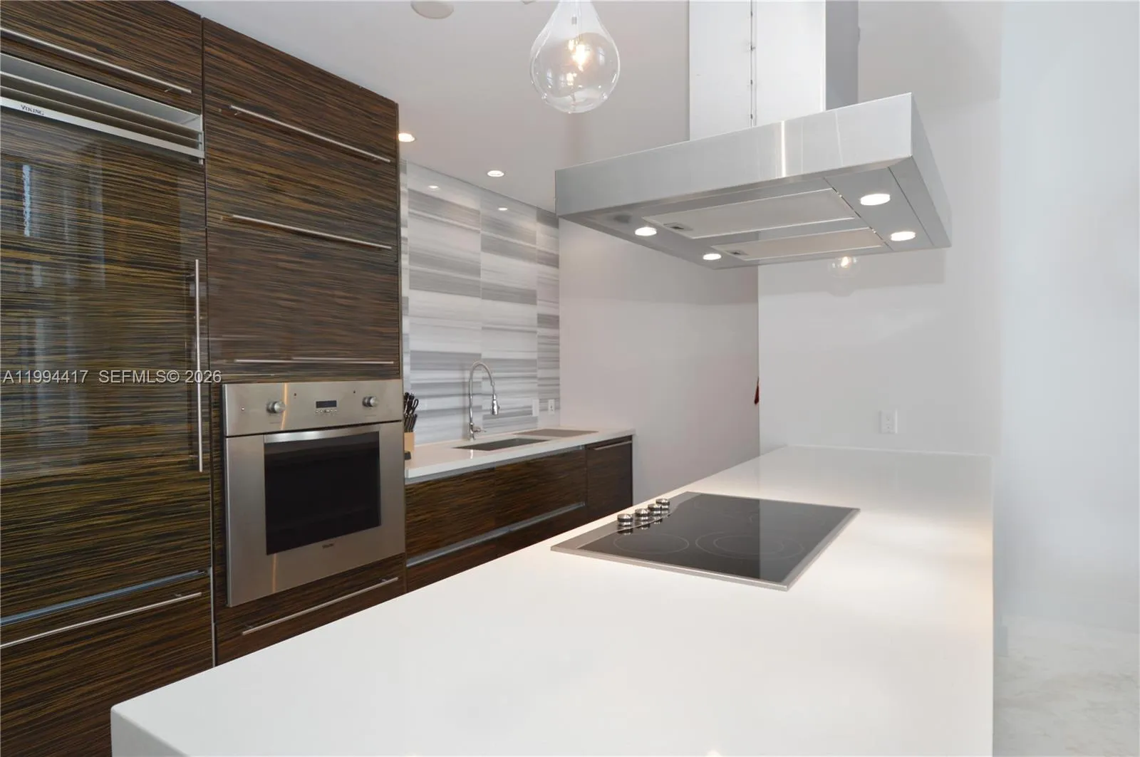 1100 Biscayne Blvd 6104, Miami, Florida 33132, Miami, Florida 33132, 3 Bedrooms Bedrooms, ,2 BathroomsBathrooms,Residential Lease,For Rent,1100 Biscayne Blvd 6104, Miami, Florida 33132,A11994417