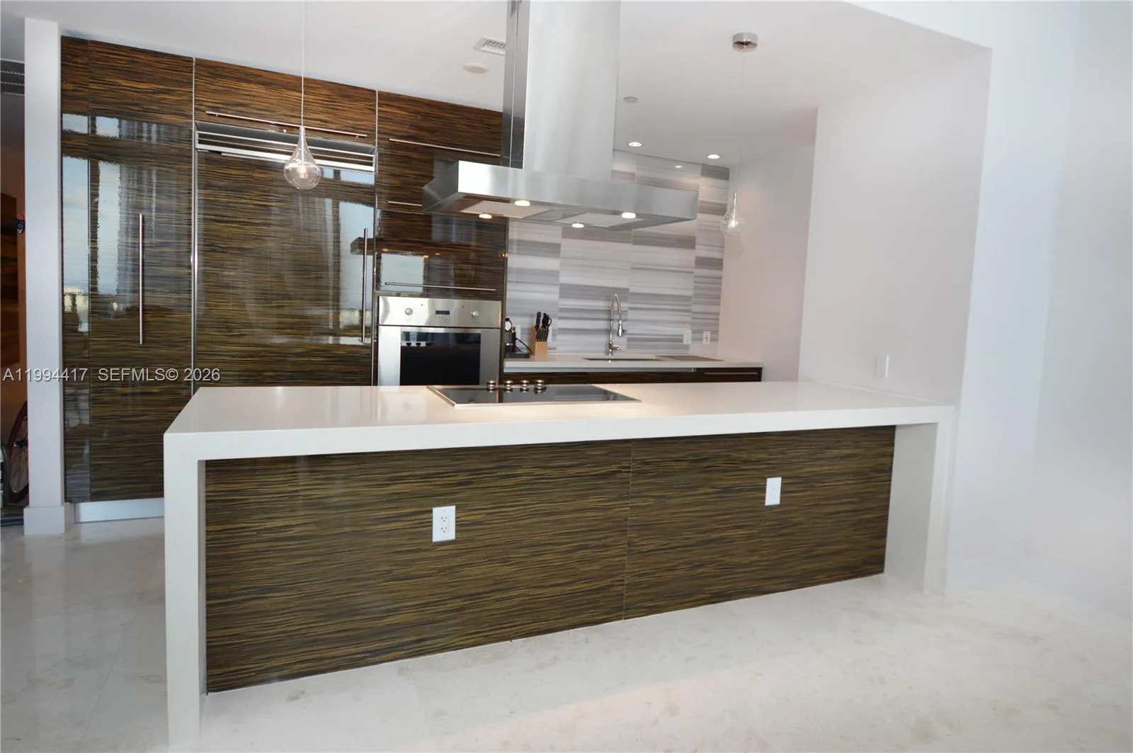 1100 Biscayne Blvd 6104, Miami, Florida 33132, Miami, Florida 33132, 3 Bedrooms Bedrooms, ,2 BathroomsBathrooms,Residential Lease,For Rent,1100 Biscayne Blvd 6104, Miami, Florida 33132,A11994417