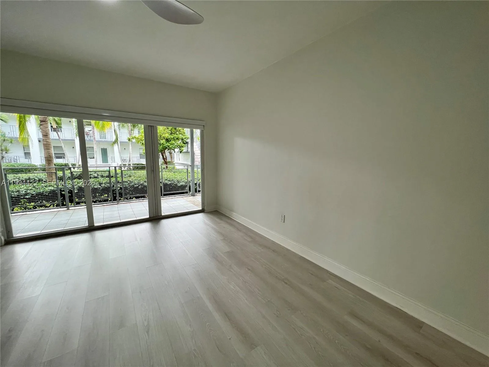 946 Bay Dr 4, Miami Beach, Florida 33141, Miami Beach, Florida 33141, 1 Bedroom Bedrooms, ,1 BathroomBathrooms,Residential Lease,For Rent,946 Bay Dr 4, Miami Beach, Florida 33141,A11994422