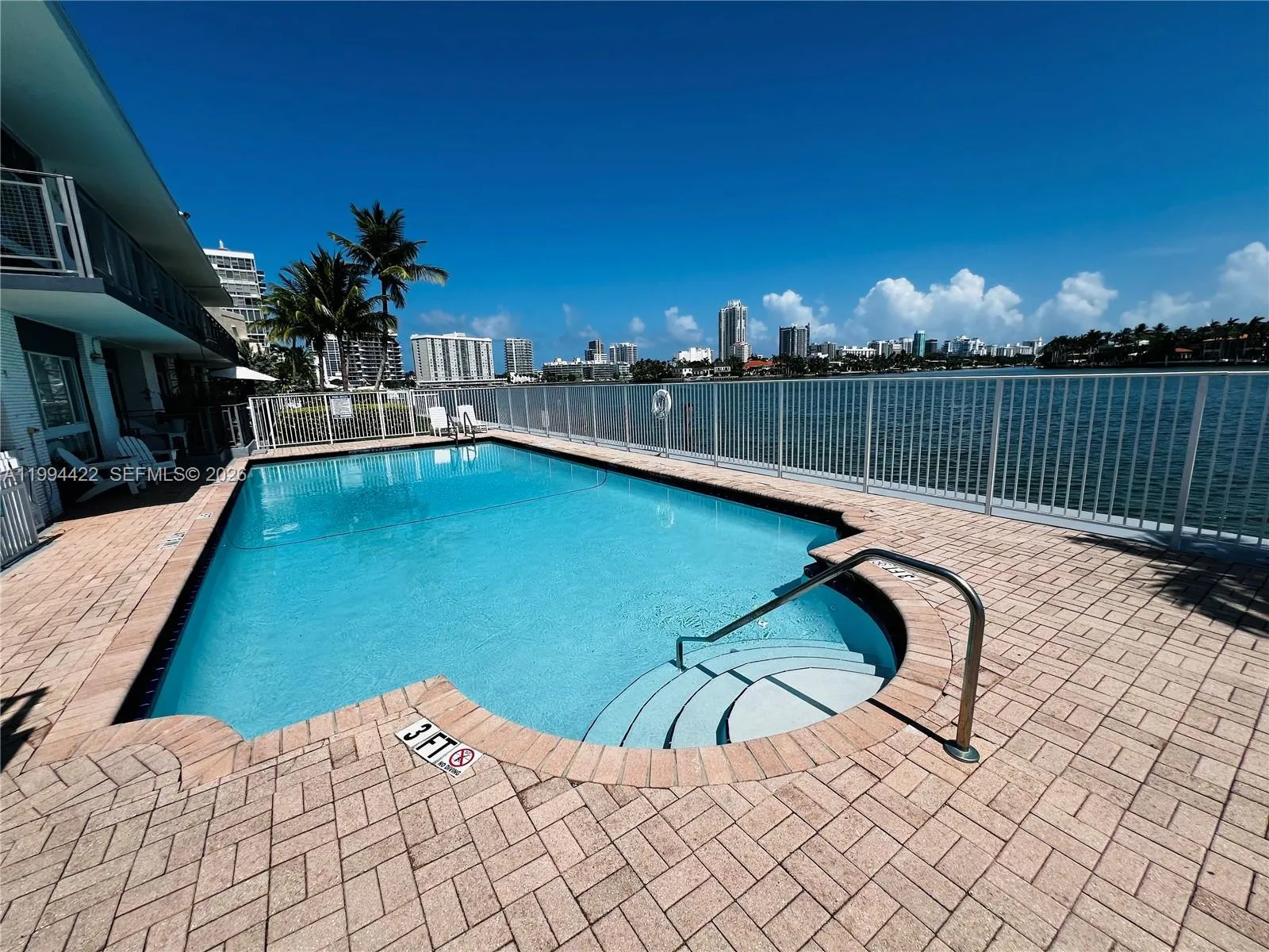 946 Bay Dr 4, Miami Beach, Florida 33141, Miami Beach, Florida 33141, 1 Bedroom Bedrooms, ,1 BathroomBathrooms,Residential Lease,For Rent,946 Bay Dr 4, Miami Beach, Florida 33141,A11994422