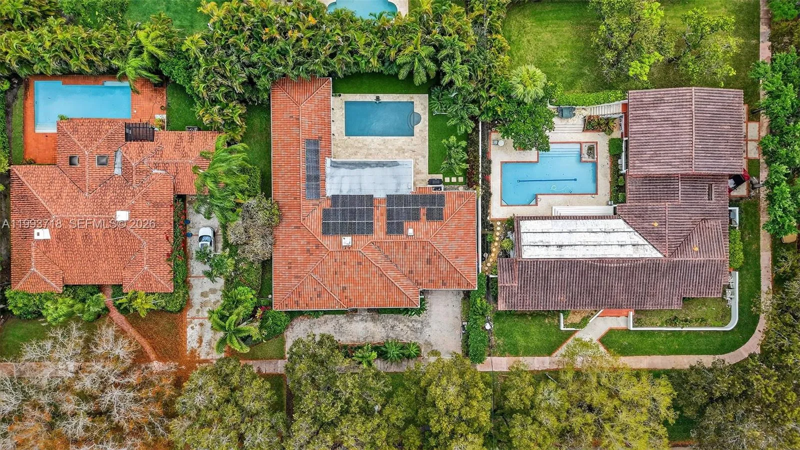 3258 Riviera Dr, Coral Gables, Florida 33134, Coral Gables, Florida 33134, 4 Bedrooms Bedrooms, ,3 BathroomsBathrooms,Residential Lease,For Rent,3258 Riviera Dr, Coral Gables, Florida 33134,A11993718
