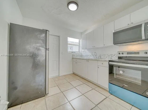1887 Nw 48th St 1887, Miami, Florida 33142, Miami, Florida 33142, 4 Bedrooms Bedrooms, ,2 BathroomsBathrooms,Residential Lease,For Rent,1887 Nw 48th St 1887, Miami, Florida 33142,A11993306