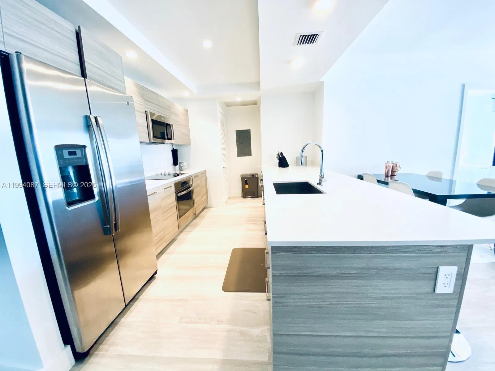 121 Ne 34th St 807, Miami, Florida 33137, Miami, Florida 33137, 3 Bedrooms Bedrooms, ,2 BathroomsBathrooms,Residential Lease,For Rent,121 Ne 34th St 807, Miami, Florida 33137,A11994087