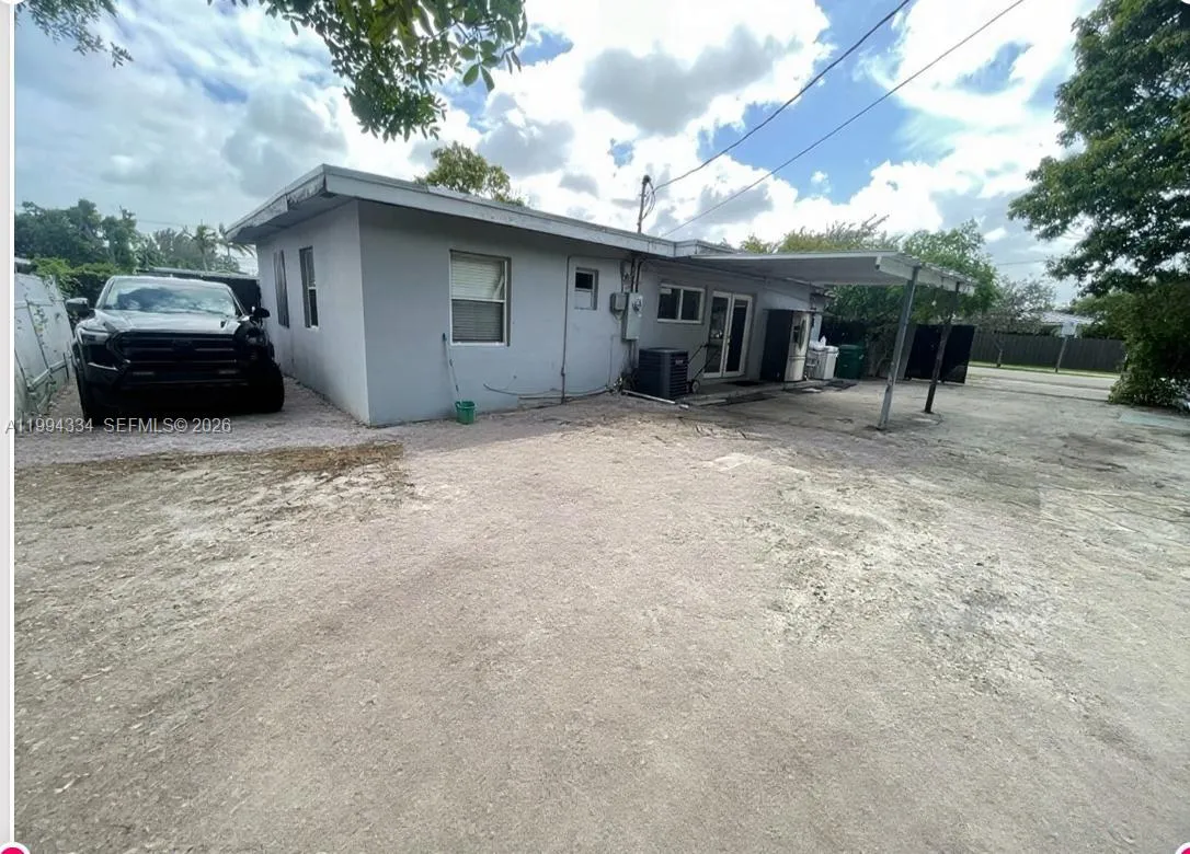 7191 Sw 15th St, Miami, Florida 33144, Miami, Florida 33144, 3 Bedrooms Bedrooms, ,1 BathroomBathrooms,Residential,For Sale,7191 Sw 15th St, Miami, Florida 33144,A11994334