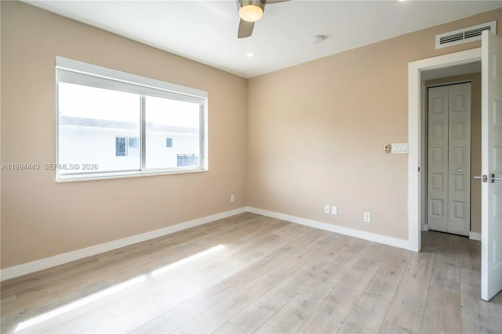 2400 Ne 26th St 5, Fort Lauderdale, Florida 33305, Fort Lauderdale, Florida 33305, 1 Bedroom Bedrooms, ,1 BathroomBathrooms,Residential Lease,For Rent,2400 Ne 26th St 5, Fort Lauderdale, Florida 33305,A11994443