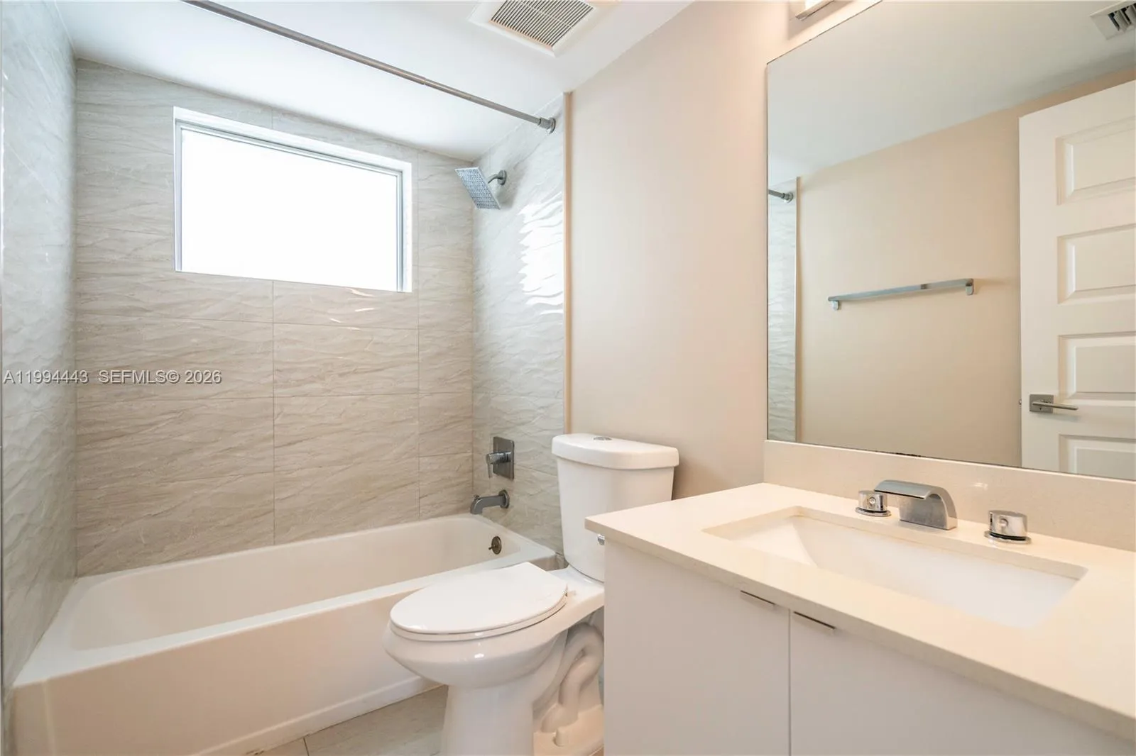 2400 Ne 26th St 5, Fort Lauderdale, Florida 33305, Fort Lauderdale, Florida 33305, 1 Bedroom Bedrooms, ,1 BathroomBathrooms,Residential Lease,For Rent,2400 Ne 26th St 5, Fort Lauderdale, Florida 33305,A11994443