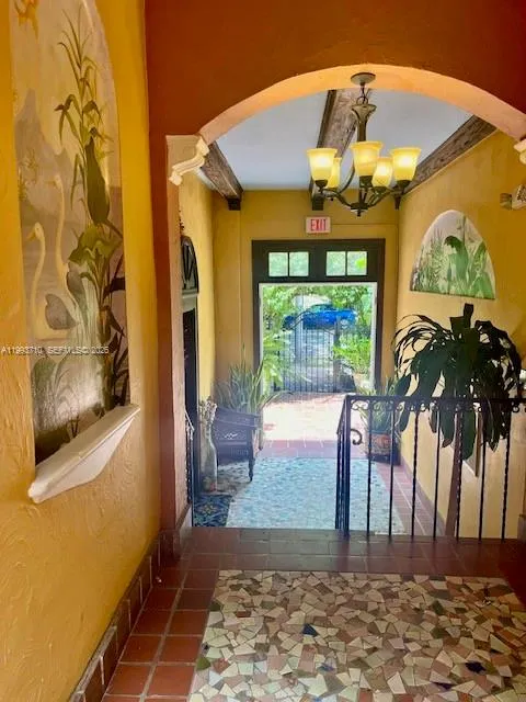 1361 Meridian Ave 4, Miami Beach, Florida 33139, Miami Beach, Florida 33139, ,1 BathroomBathrooms,Residential Lease,For Rent,1361 Meridian Ave 4, Miami Beach, Florida 33139,A11993710