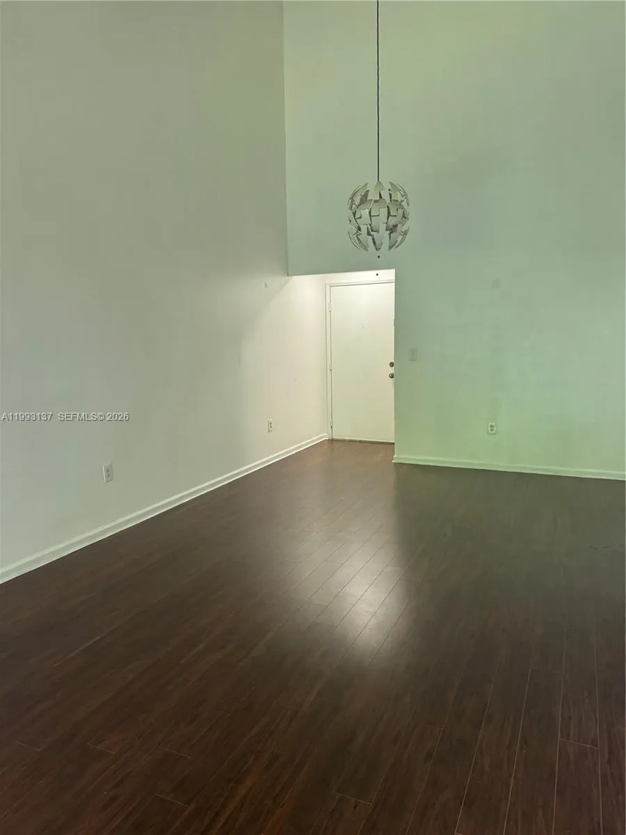 10233 Nw 9th St Cir 210-1, Miami, Florida 33172, Miami, Florida 33172, 2 Bedrooms Bedrooms, ,2 BathroomsBathrooms,Residential Lease,For Rent,10233 Nw 9th St Cir 210-1, Miami, Florida 33172,A11993137