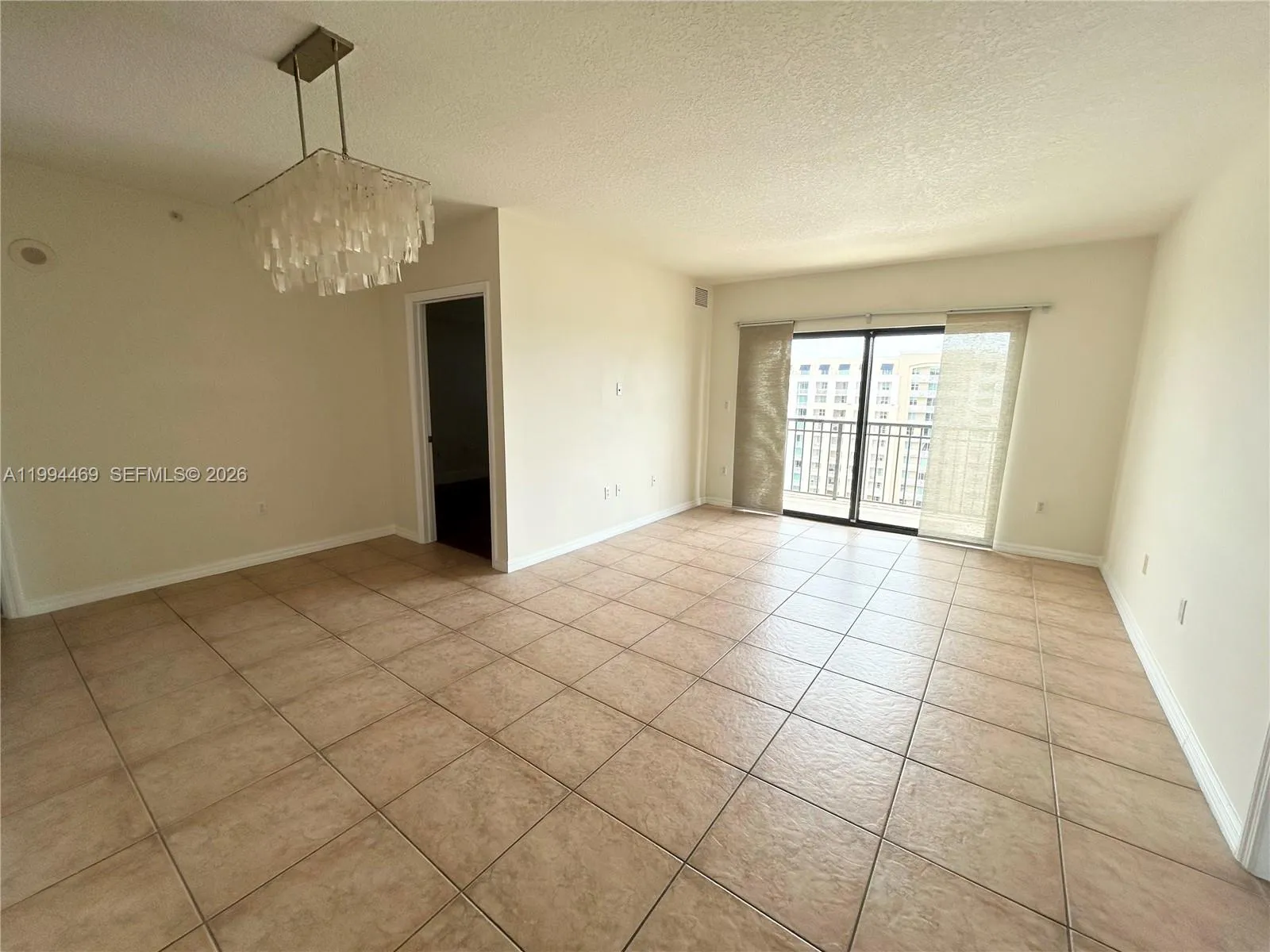 4242 Nw 2nd St 1412, Miami, Florida 33126, Miami, Florida 33126, 2 Bedrooms Bedrooms, ,2 BathroomsBathrooms,Residential Lease,For Rent,4242 Nw 2nd St 1412, Miami, Florida 33126,A11994469