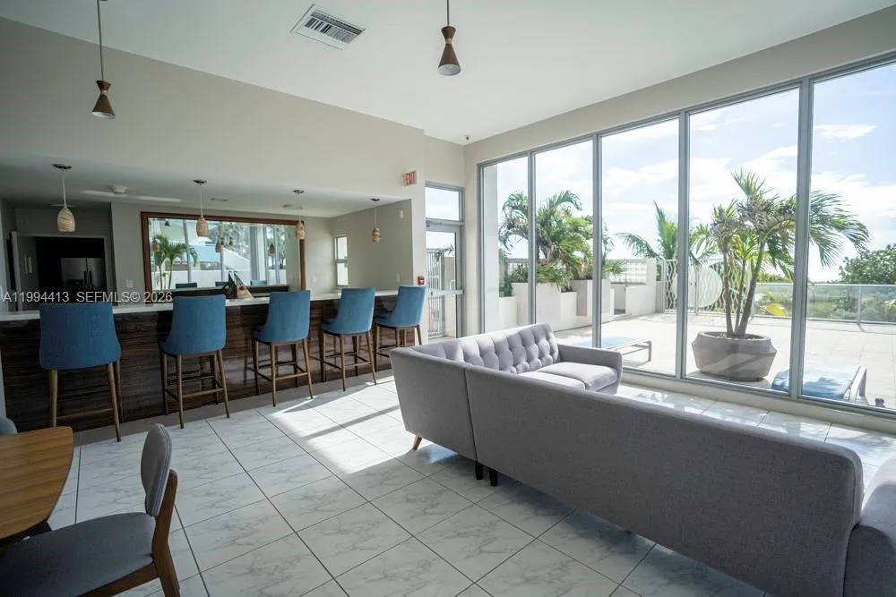 9225 Collins Ave 1111, Surfside, Florida 33154, Surfside, Florida 33154, 2 Bedrooms Bedrooms, ,2 BathroomsBathrooms,Residential Lease,For Rent,9225 Collins Ave 1111, Surfside, Florida 33154,A11994413