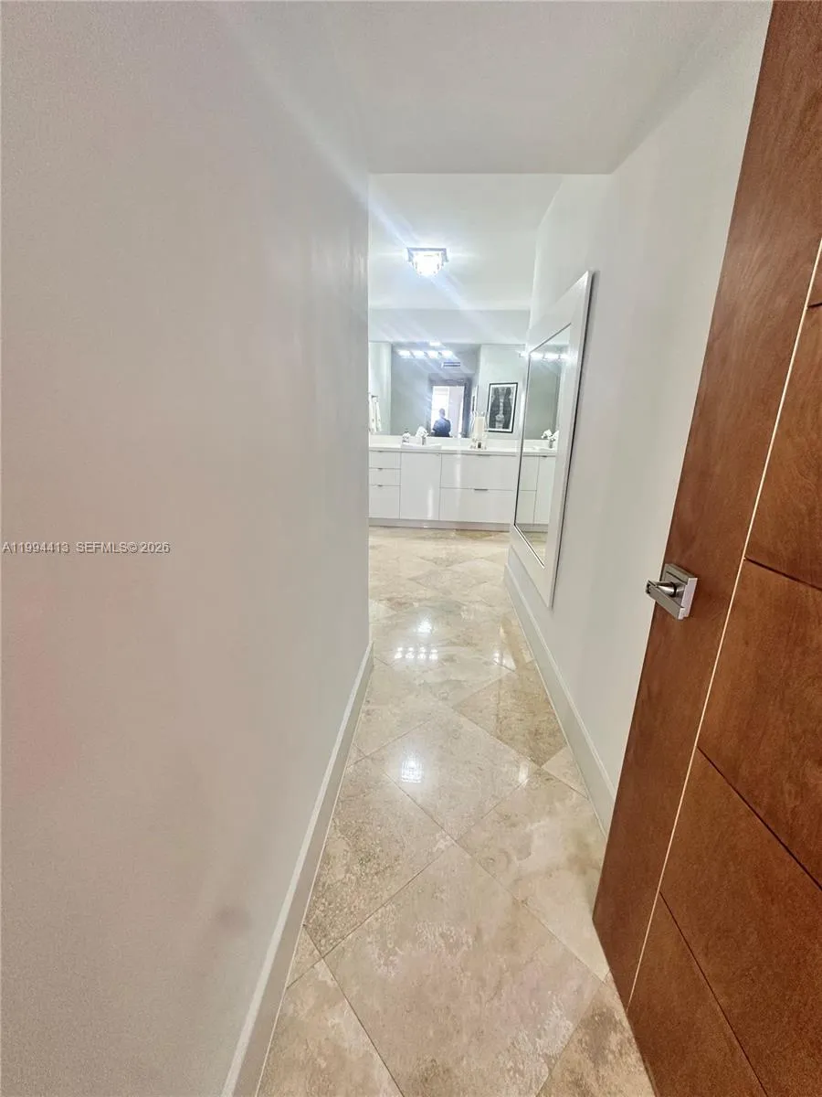 9225 Collins Ave 1111, Surfside, Florida 33154, Surfside, Florida 33154, 2 Bedrooms Bedrooms, ,2 BathroomsBathrooms,Residential Lease,For Rent,9225 Collins Ave 1111, Surfside, Florida 33154,A11994413