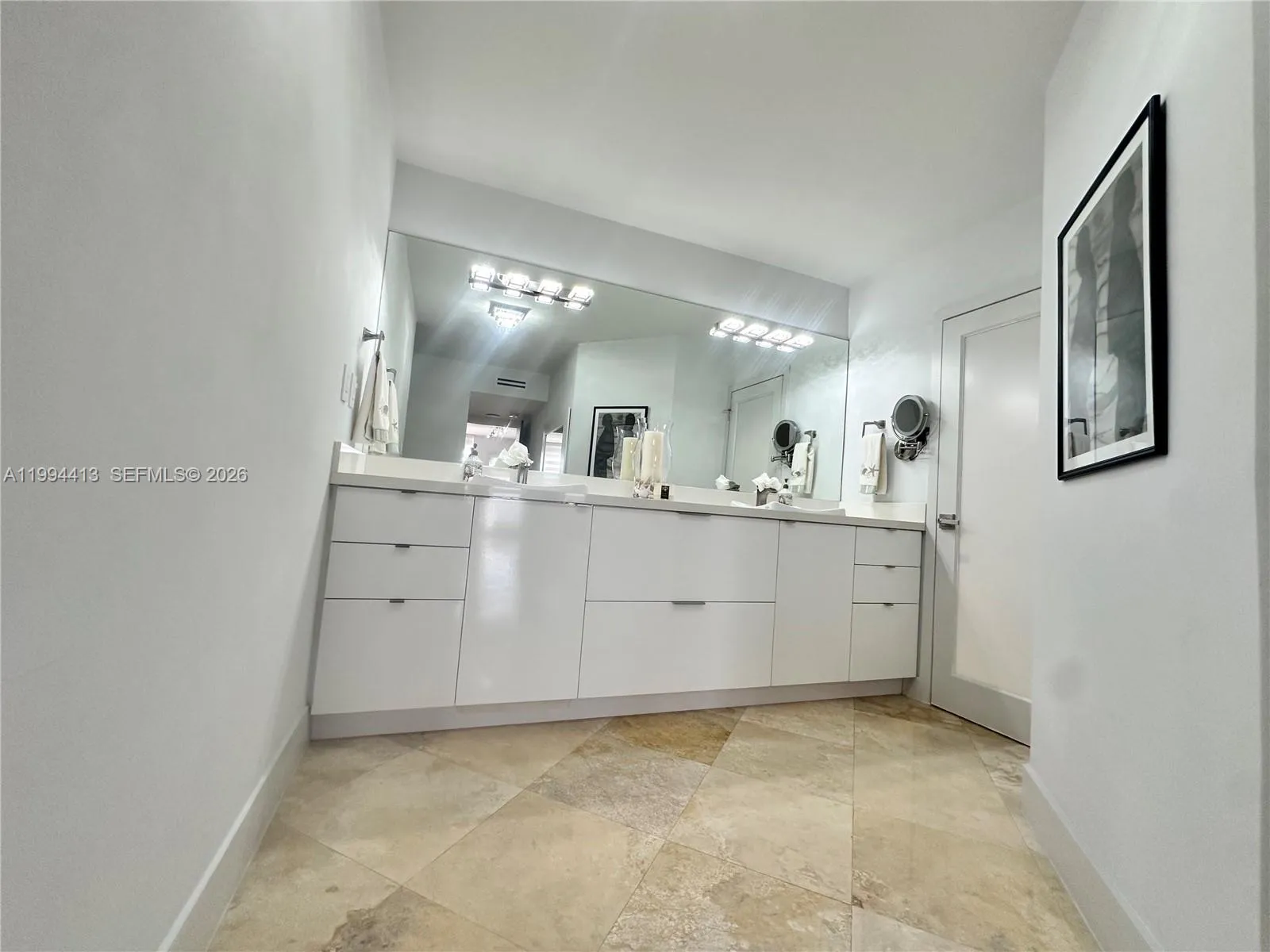 9225 Collins Ave 1111, Surfside, Florida 33154, Surfside, Florida 33154, 2 Bedrooms Bedrooms, ,2 BathroomsBathrooms,Residential Lease,For Rent,9225 Collins Ave 1111, Surfside, Florida 33154,A11994413