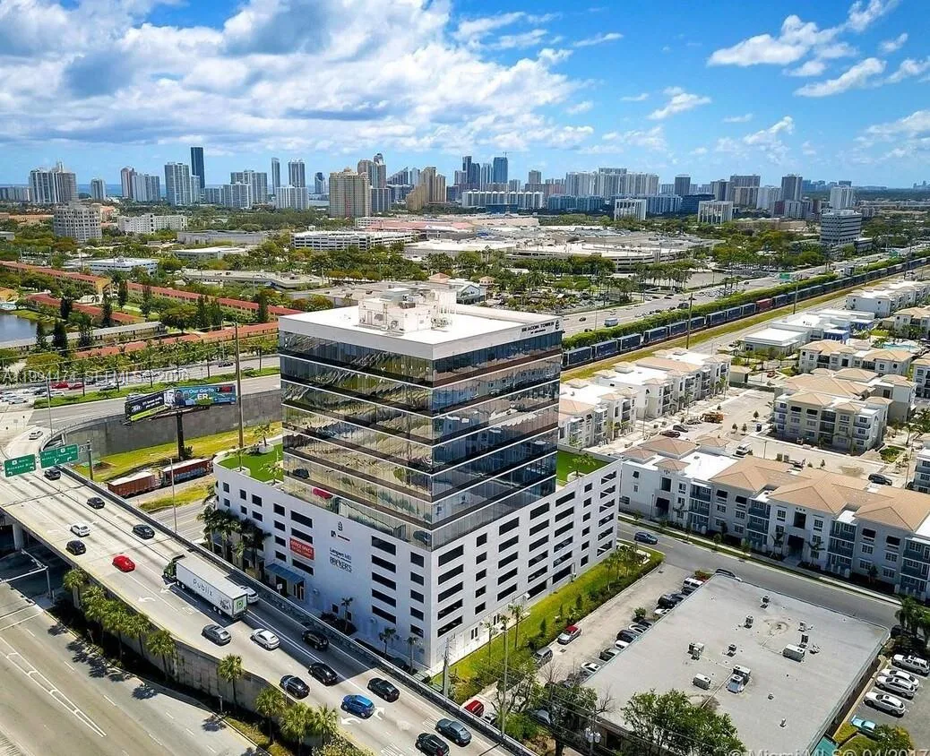 20200 W Dixie Hwy 809 Hwy, Miami, Florida 33180, Miami, Florida 33180, ,Commercial Lease,For Rent,20200 W Dixie Hwy 809 Hwy, Miami, Florida 33180,A11994474