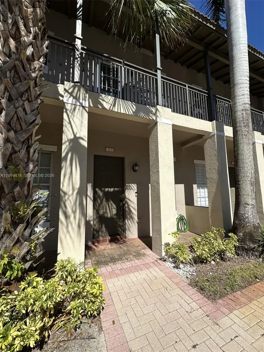 14623 Sw 7th St 4-12, Pembroke Pines, Florida 3302, Pembroke Pines, Florida 33027, 2 Bedrooms Bedrooms, ,2 BathroomsBathrooms,Residential Lease,For Rent,14623 Sw 7th St 4-12, Pembroke Pines, Florida 3302,A11994476