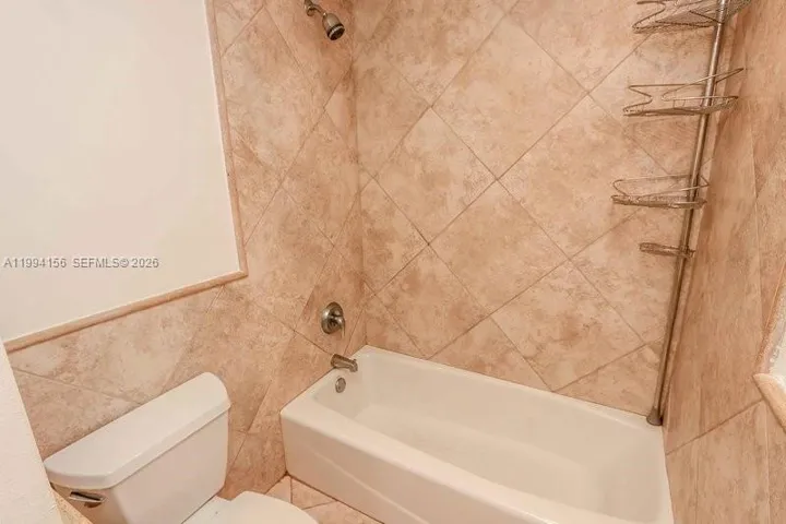 401 69th St 505, Miami Beach, Florida 33141
