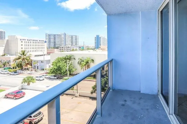 401 69th St 505, Miami Beach, Florida 33141