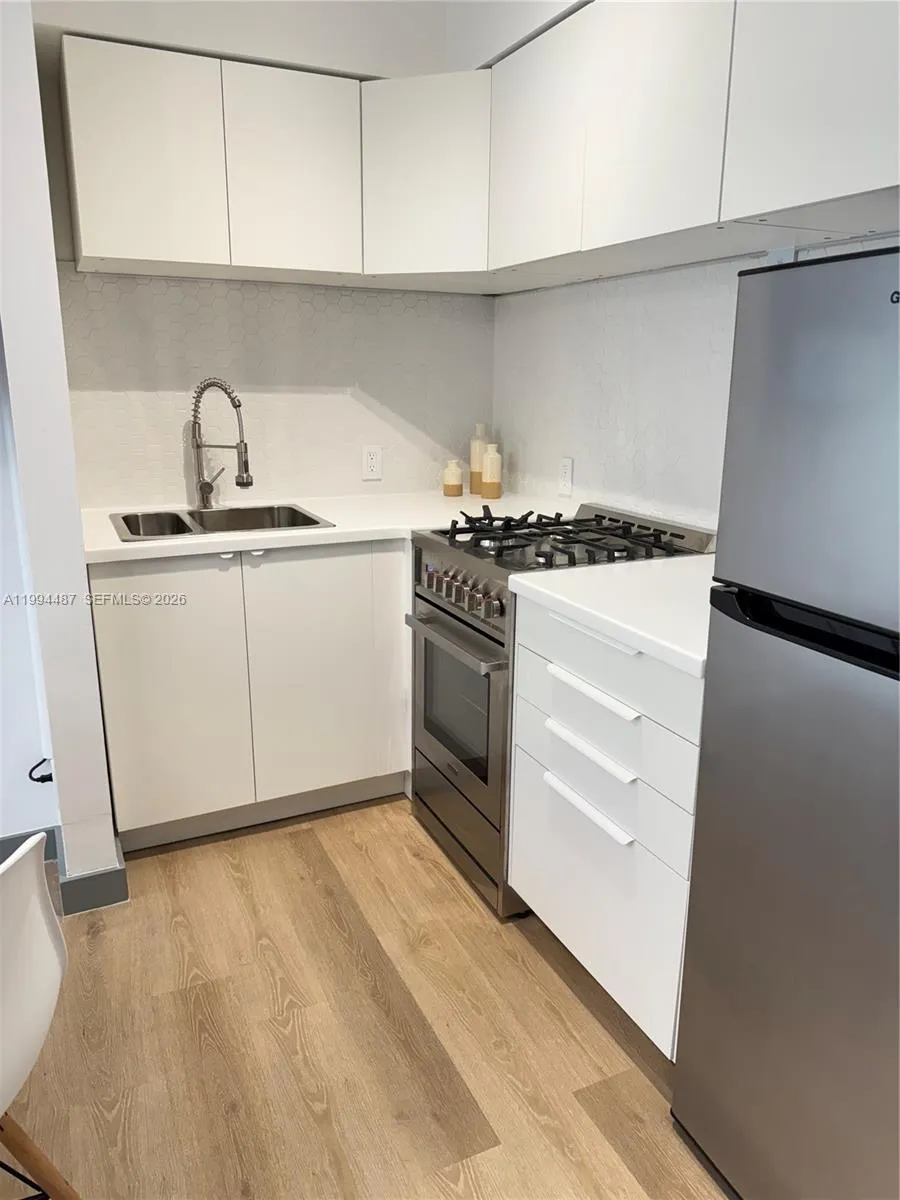 1320 Drexel Ave 302, Miami Beach, Florida 33139, Miami Beach, Florida 33139, 2 Bedrooms Bedrooms, ,2 BathroomsBathrooms,Residential Lease,For Rent,1320 Drexel Ave 302, Miami Beach, Florida 33139,A11994487