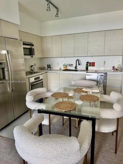 4250 Biscayne Blvd 815, Miami, Florida 33137, Miami, Florida 33137, 1 Bedroom Bedrooms, ,1 BathroomBathrooms,Residential,For Sale,4250 Biscayne Blvd 815, Miami, Florida 33137,A11993948