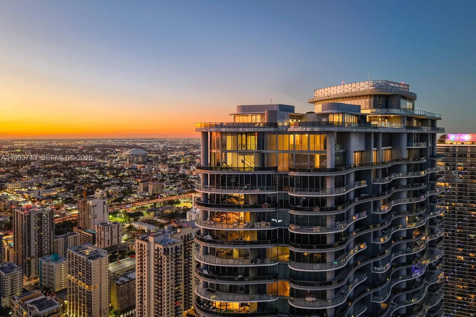 1000 Brickell Plz Uph6202, Miami, Florida 33131, Miami, Florida 33131, 6 Bedrooms Bedrooms, ,5 BathroomsBathrooms,Residential Lease,For Rent,1000 Brickell Plz Uph6202, Miami, Florida 33131,A11993740