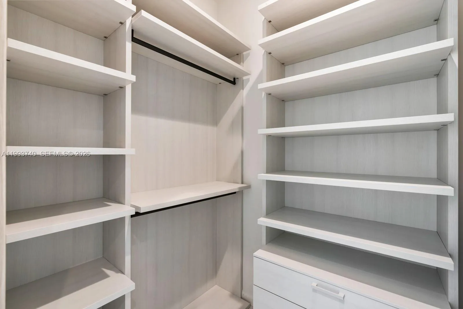 1000 Brickell Plz Uph6202, Miami, Florida 33131, Miami, Florida 33131, 6 Bedrooms Bedrooms, ,5 BathroomsBathrooms,Residential Lease,For Rent,1000 Brickell Plz Uph6202, Miami, Florida 33131,A11993740