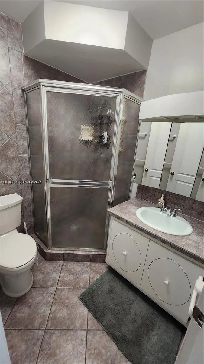 4299 Nw 16th St 209, Lauderhill, Florida 33313, Lauderhill, Florida 33313, 2 Bedrooms Bedrooms, ,2 BathroomsBathrooms,Residential,For Sale,4299 Nw 16th St 209, Lauderhill, Florida 33313,A11993705