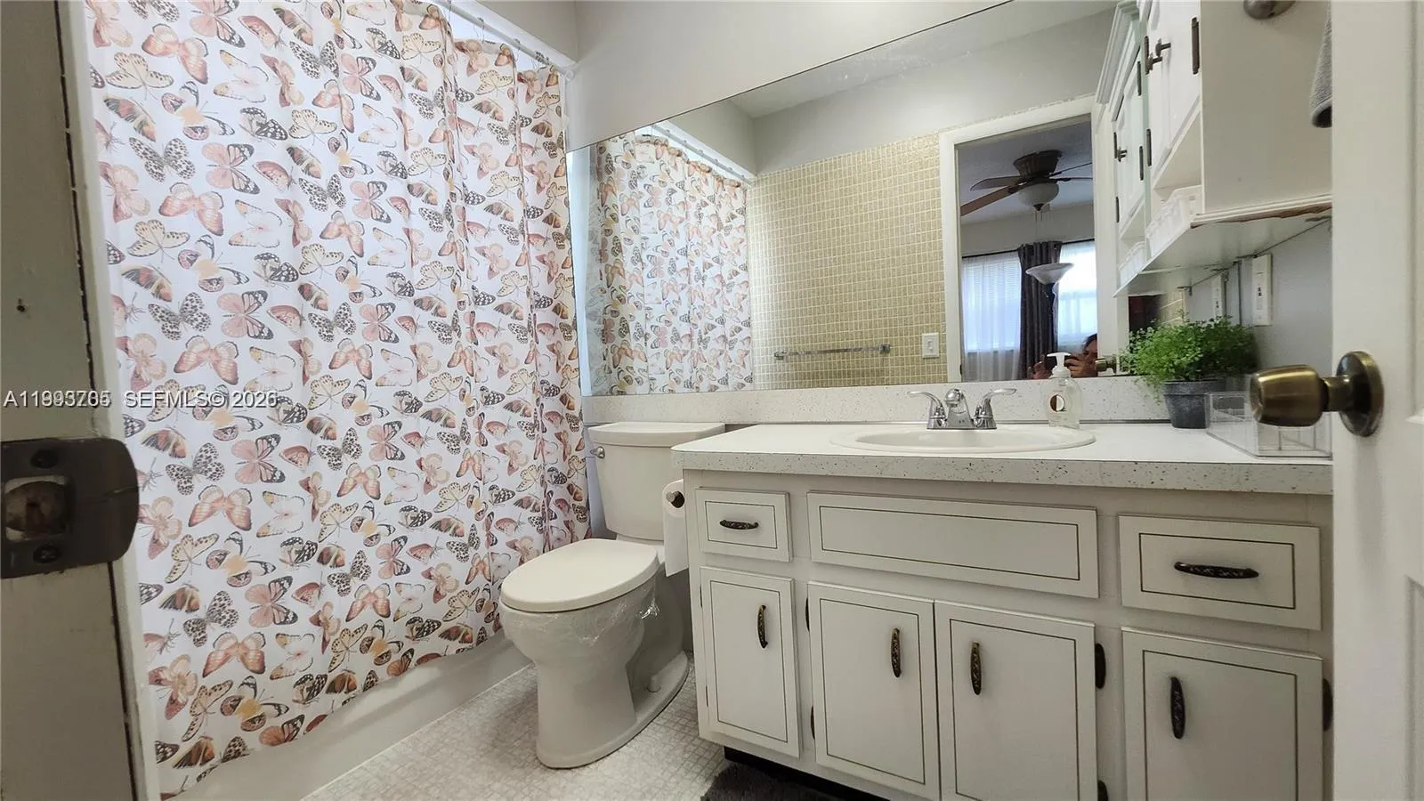 4299 Nw 16th St 209, Lauderhill, Florida 33313, Lauderhill, Florida 33313, 2 Bedrooms Bedrooms, ,2 BathroomsBathrooms,Residential,For Sale,4299 Nw 16th St 209, Lauderhill, Florida 33313,A11993705