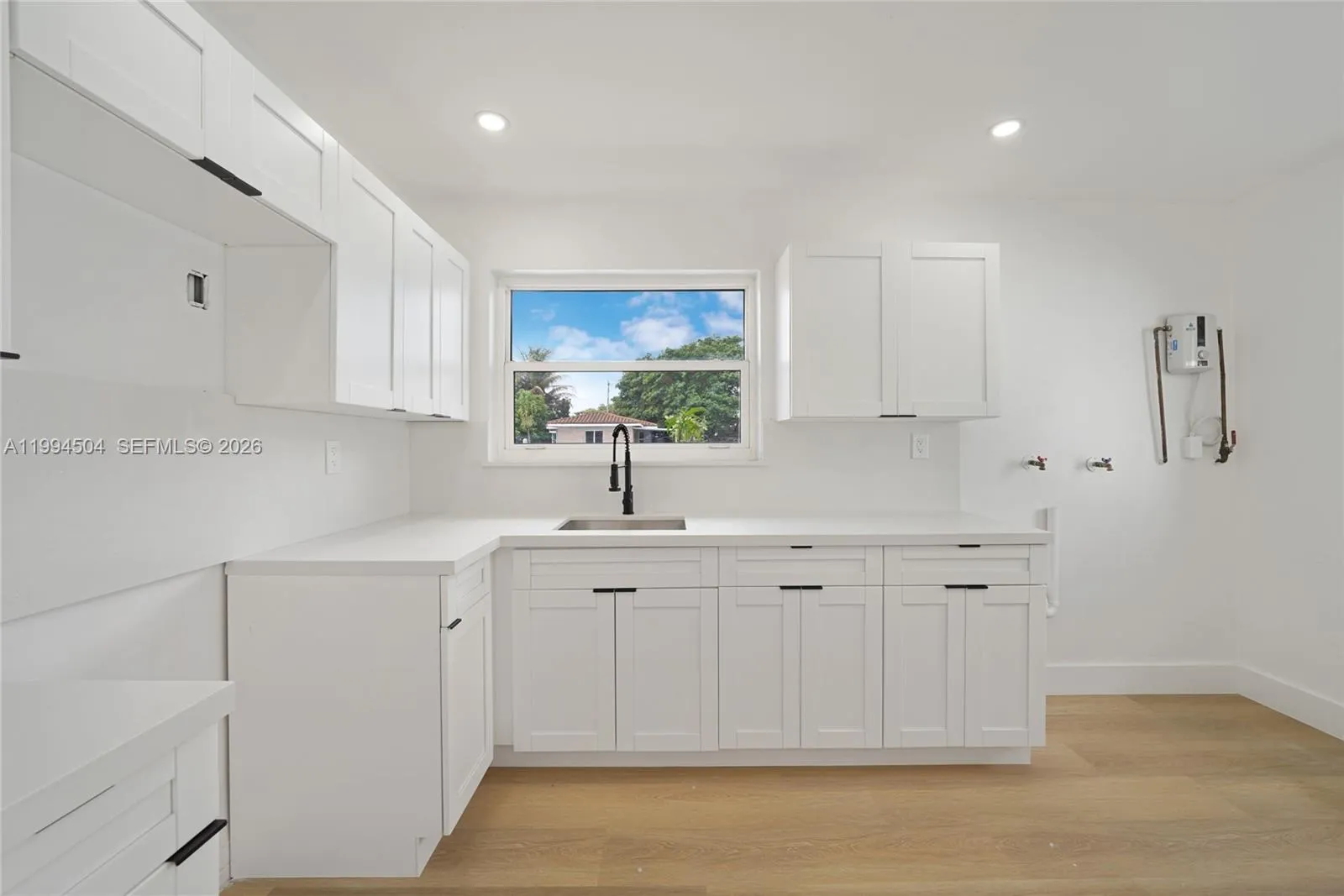 1239 Sw 22nd Ave, Miami, Florida 33135, Miami, Florida 33135, ,Residential Income,For Sale,1239 Sw 22nd Ave, Miami, Florida 33135,A11994504