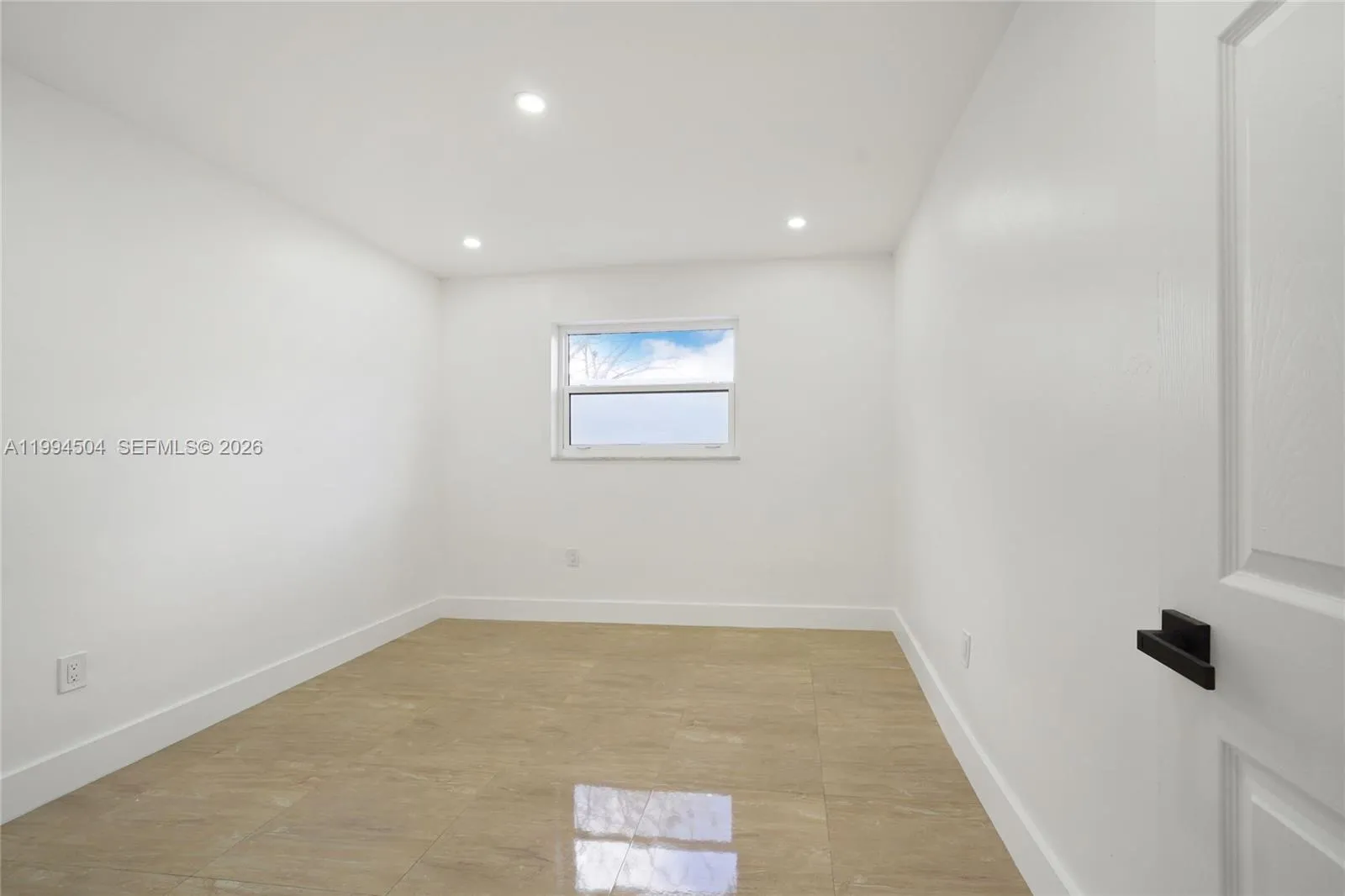 1239 Sw 22nd Ave, Miami, Florida 33135, Miami, Florida 33135, ,Residential Income,For Sale,1239 Sw 22nd Ave, Miami, Florida 33135,A11994504