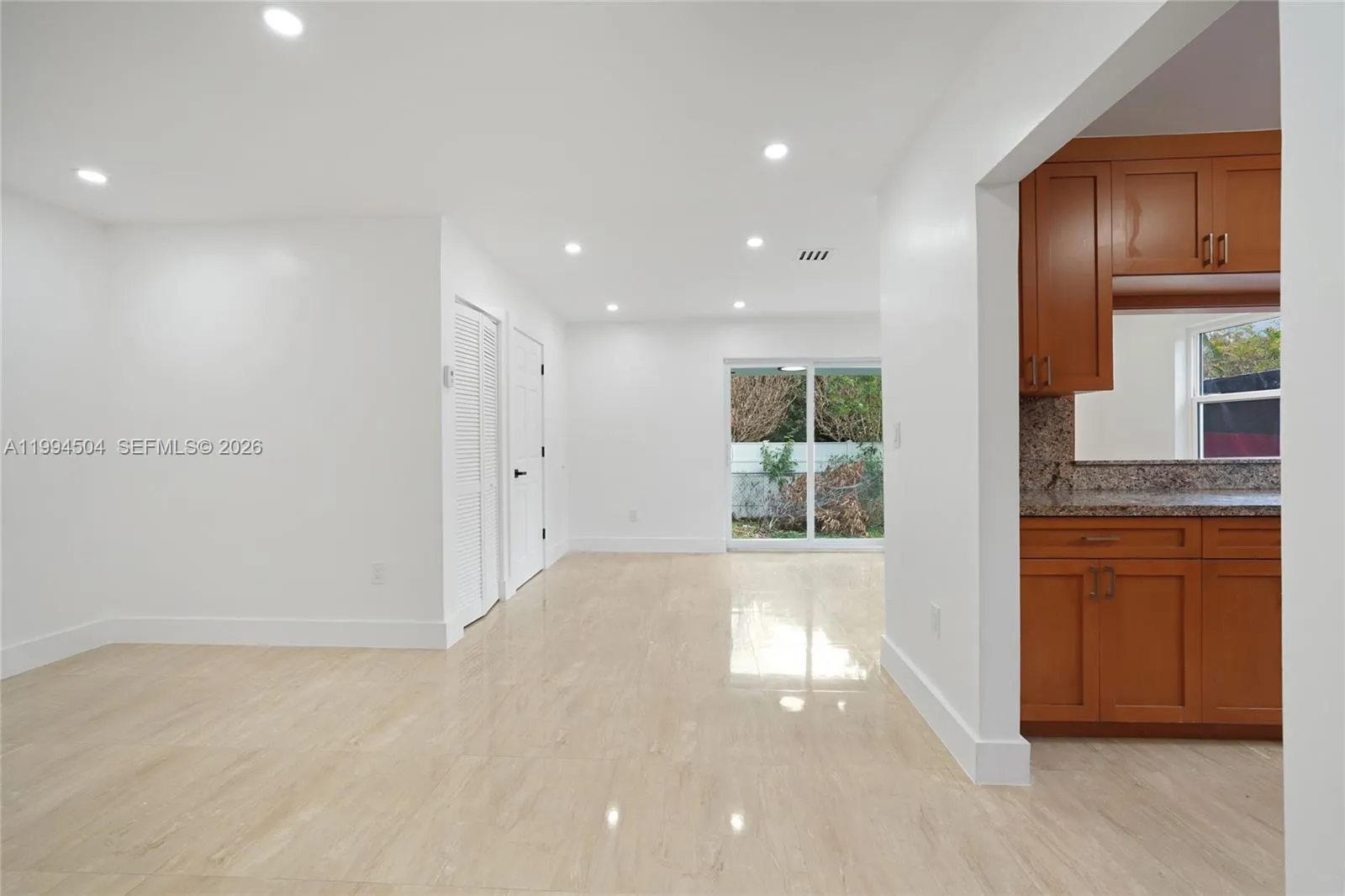 1239 Sw 22nd Ave, Miami, Florida 33135, Miami, Florida 33135, ,Residential Income,For Sale,1239 Sw 22nd Ave, Miami, Florida 33135,A11994504