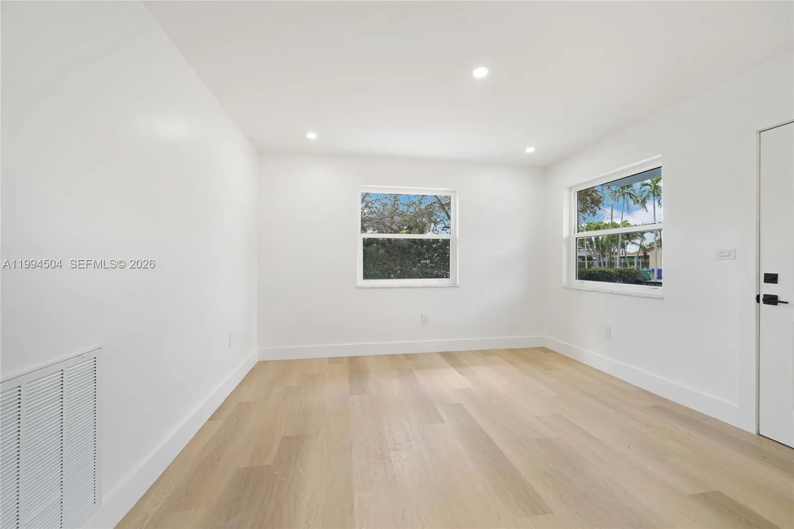 1239 Sw 22nd Ave, Miami, Florida 33135, Miami, Florida 33135, ,Residential Income,For Sale,1239 Sw 22nd Ave, Miami, Florida 33135,A11994504