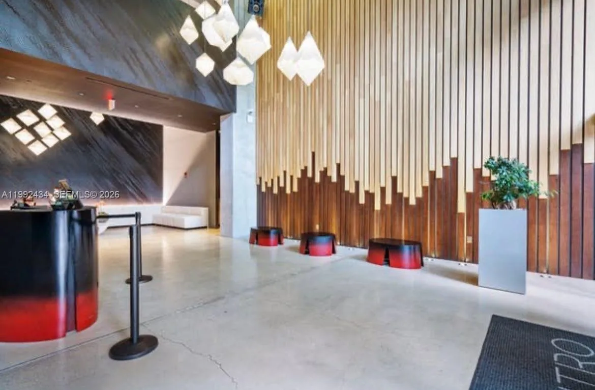 151 Se 1st St 2509, Miami, Florida 33131, Miami, Florida 33131, 1 Bedroom Bedrooms, ,1 BathroomBathrooms,Residential Lease,For Rent,151 Se 1st St 2509, Miami, Florida 33131,A11992434