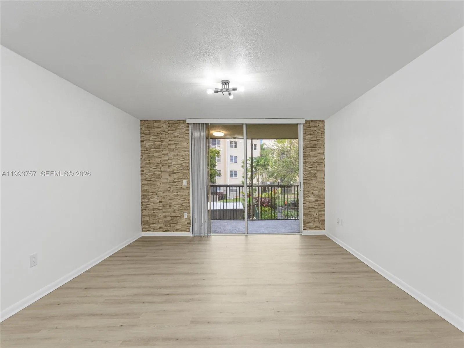 8343 Lake Dr 205, Doral, Florida 33166, Doral, Florida 33166, 1 Bedroom Bedrooms, ,1 BathroomBathrooms,Residential Lease,For Rent,8343 Lake Dr 205, Doral, Florida 33166,A11993757