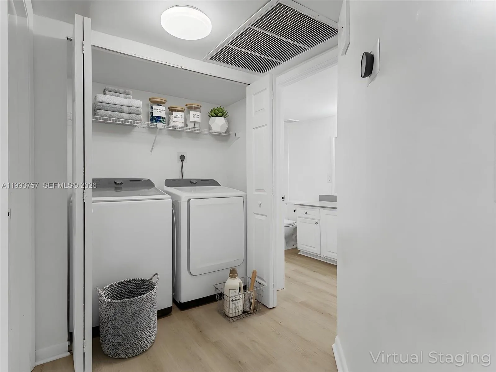 8343 Lake Dr 205, Doral, Florida 33166, Doral, Florida 33166, 1 Bedroom Bedrooms, ,1 BathroomBathrooms,Residential Lease,For Rent,8343 Lake Dr 205, Doral, Florida 33166,A11993757