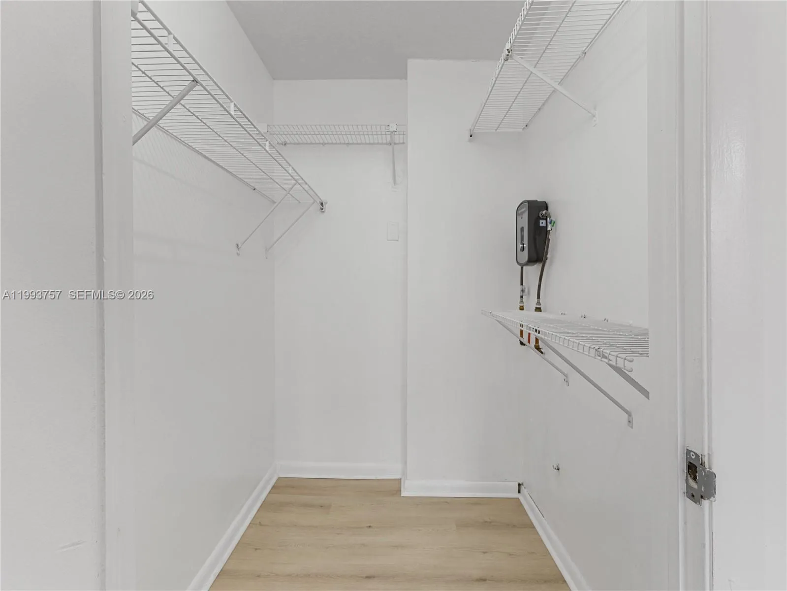 8343 Lake Dr 205, Doral, Florida 33166, Doral, Florida 33166, 1 Bedroom Bedrooms, ,1 BathroomBathrooms,Residential Lease,For Rent,8343 Lake Dr 205, Doral, Florida 33166,A11993757