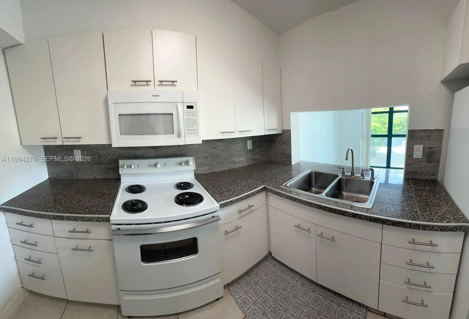 11750 Sw 18th St 422-1, Miami, Florida 33175, Miami, Florida 33175, 1 Bedroom Bedrooms, ,1 BathroomBathrooms,Residential Lease,For Rent,11750 Sw 18th St 422-1, Miami, Florida 33175,A11994279