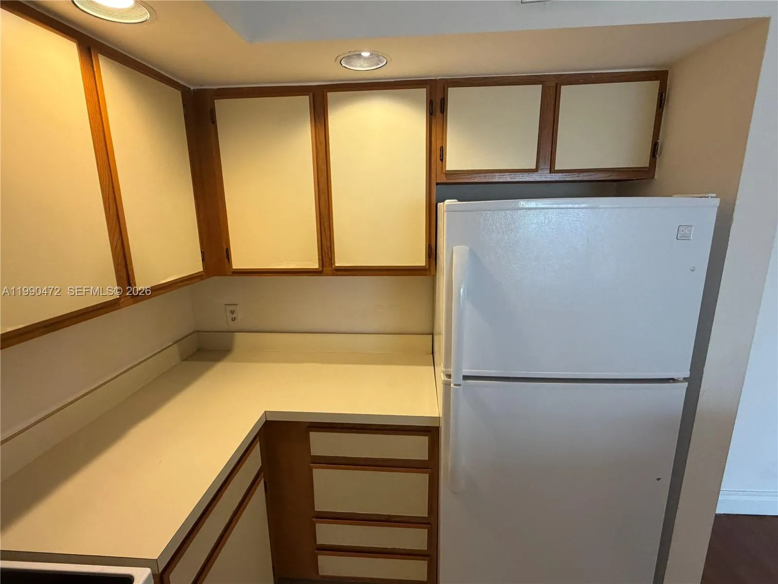 3330 N Pinewalk Dr N 1636, Margate, Florida 33063, Margate, Florida 33063, 1 Bedroom Bedrooms, ,1 BathroomBathrooms,Residential Lease,For Rent,3330 N Pinewalk Dr N 1636, Margate, Florida 33063,A11990472