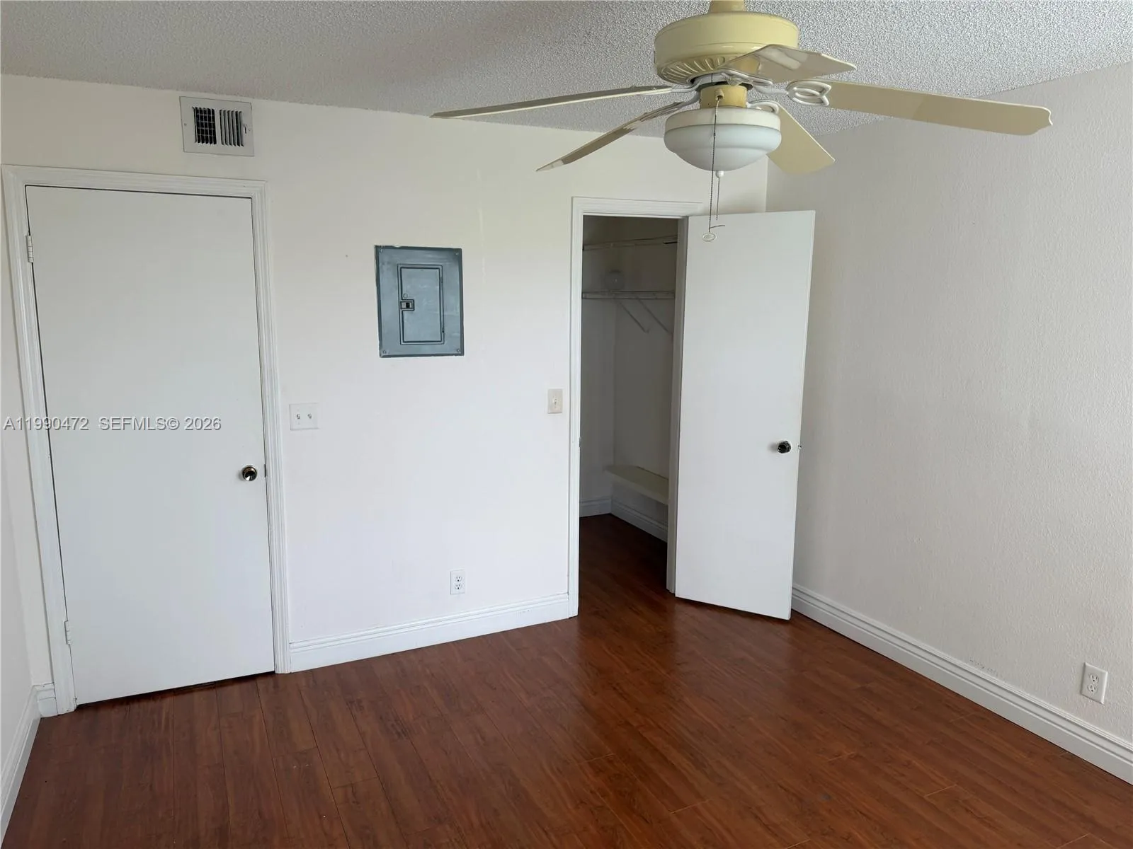3330 N Pinewalk Dr N 1636, Margate, Florida 33063, Margate, Florida 33063, 1 Bedroom Bedrooms, ,1 BathroomBathrooms,Residential Lease,For Rent,3330 N Pinewalk Dr N 1636, Margate, Florida 33063,A11990472