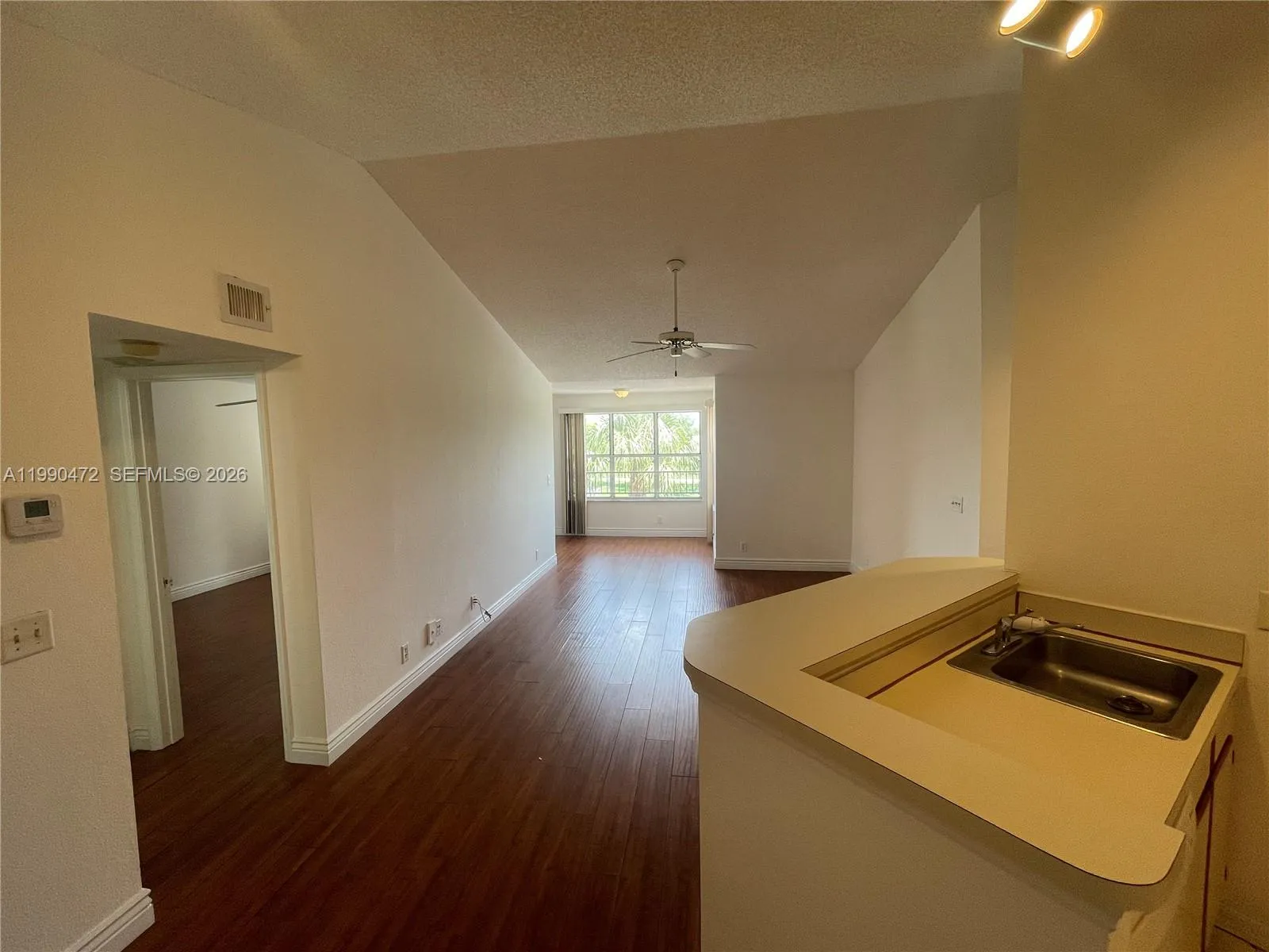 3330 N Pinewalk Dr N 1636, Margate, Florida 33063, Margate, Florida 33063, 1 Bedroom Bedrooms, ,1 BathroomBathrooms,Residential Lease,For Rent,3330 N Pinewalk Dr N 1636, Margate, Florida 33063,A11990472