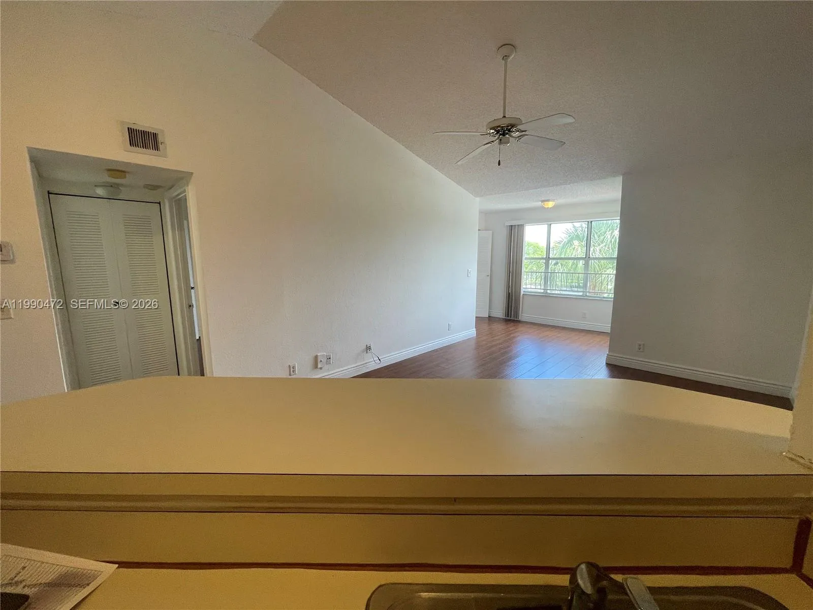 3330 N Pinewalk Dr N 1636, Margate, Florida 33063, Margate, Florida 33063, 1 Bedroom Bedrooms, ,1 BathroomBathrooms,Residential Lease,For Rent,3330 N Pinewalk Dr N 1636, Margate, Florida 33063,A11990472